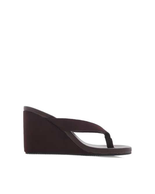 RAVYN - DARK CACAO SUEDE-Wedges | Billini