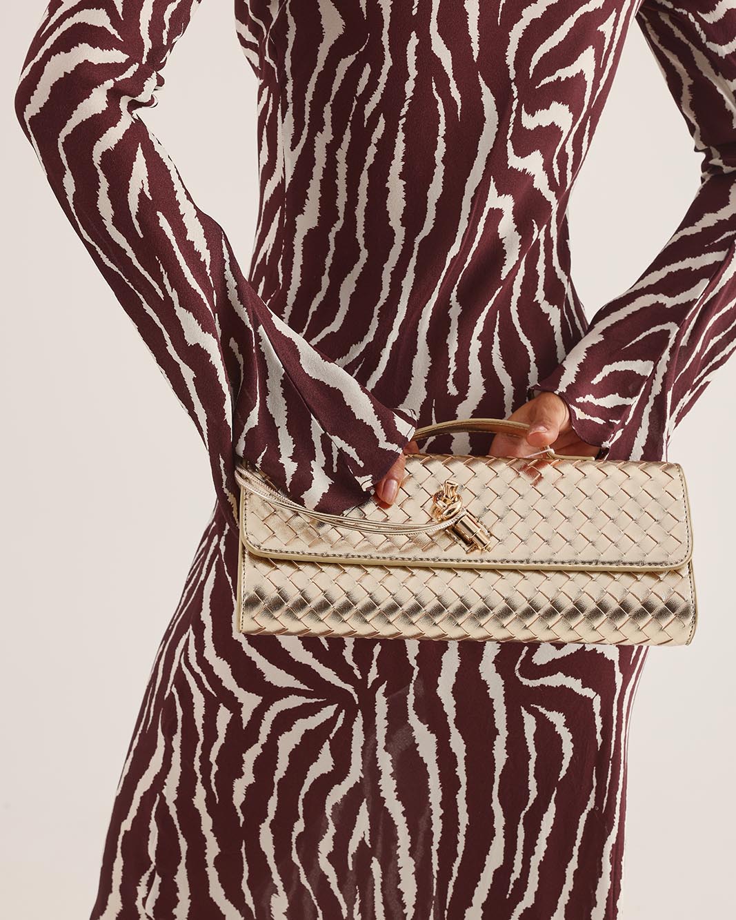 ALICE CLUTCH BAG - GOLD METALLIC-Handbags | Billini