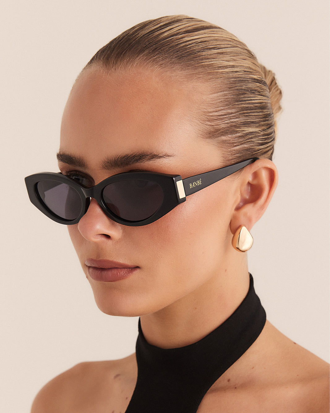 THE ELISSA - BLACK-BLACK-SUNGLASSES | Billini