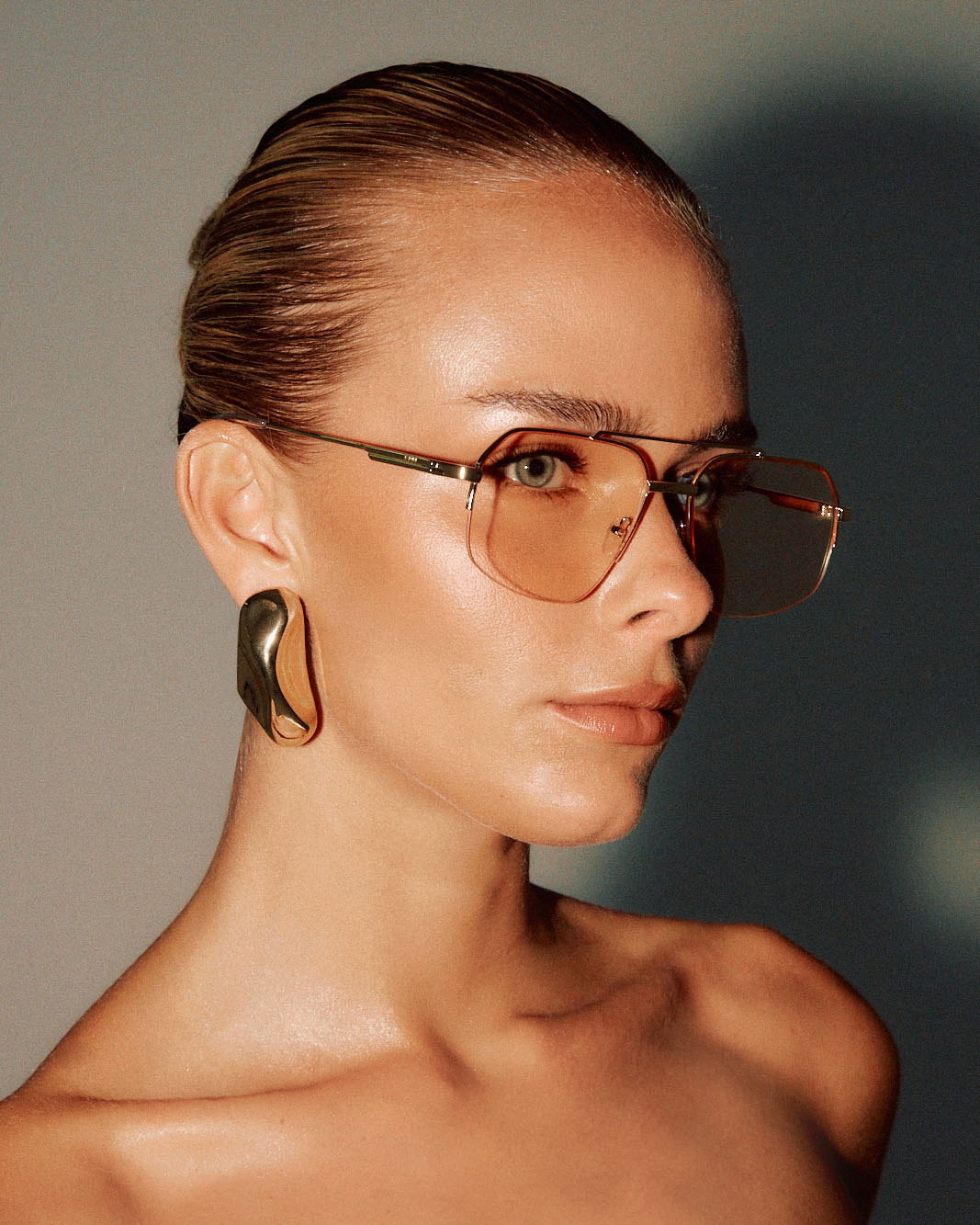 THE HOOPER - GOLD-LIGHT PEACH-SUNGLASSES | Billini